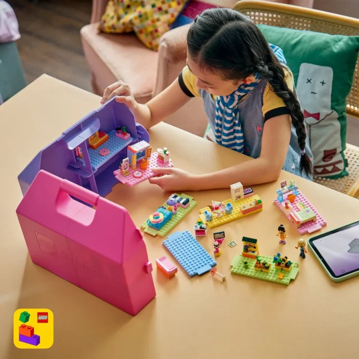 LEGO FRIENDS VALIZA CASUTA DE PAPUSI CREATIVA 42697 - imagine 12