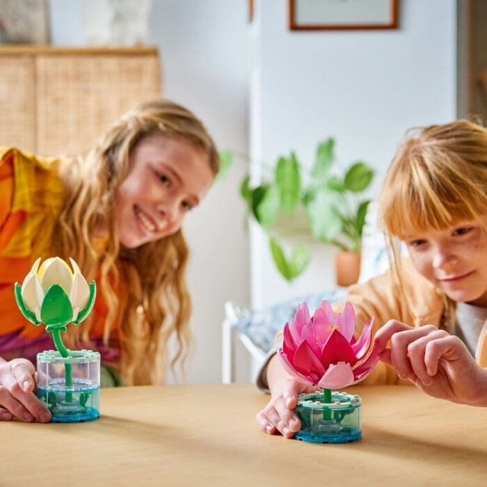 LEGO BOTANICALS NUFERI 11511 - imagine 4