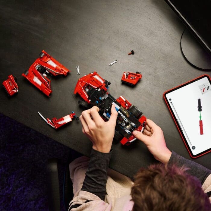 LEGO TECHNIC FERRARI FXX K 42212 - imagine 5