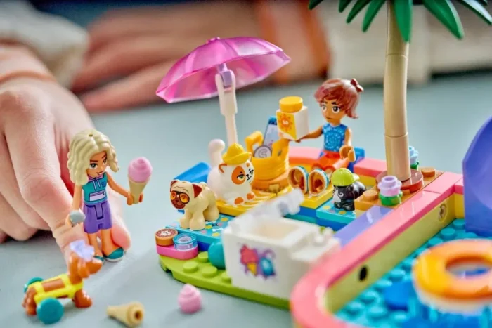 LEGO FRIENDS O ZI DISTRACTIVA IN PARCUL ACVATIC 42676 - imagine 14