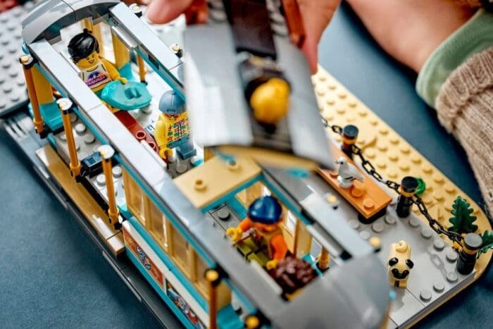 LEGO CITY TRAMVAI DE PLAJA CLASIC 60506 - imagine 7