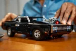 LEGO TECHNIC MASINA DODGE CHARGER R/T DIN FAST AND FURIOUS 42231 - imagine 15