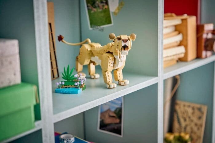 LEGO CREATOR ANIMALE SALBATICE LEU MAIESTUOS 31386 - imagine 8