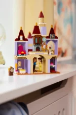 LEGO DISNEY PRINCESS CASTELUL FERMECAT AL LUI BELLE SI AL BESTIEI 43289 - imagine 16