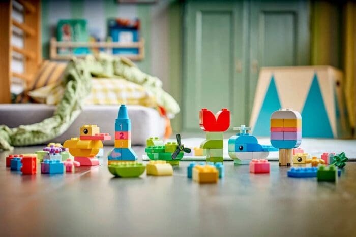 LEGO DUPLO CUTIE CREATIVA IN CULORI 10479 - imagine 9