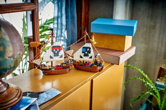 LEGO CREATOR CORABIE DE PIRATI EMBLEMATICA 31387 - imagine 9
