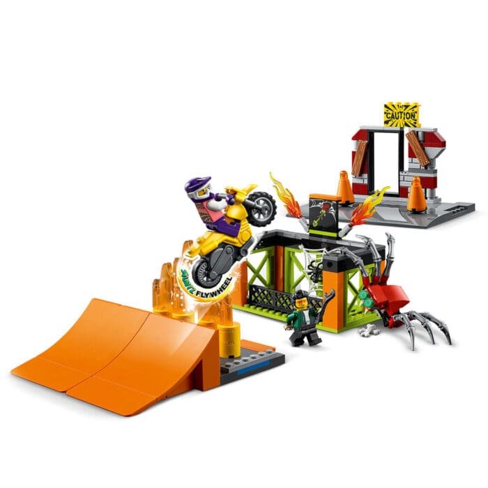 LEGO CITY PARC DE CASCADORII 60293 - imagine 2
