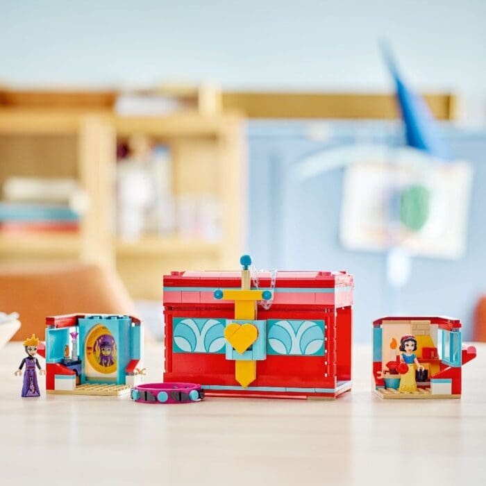LEGO DISNEY PRINCESS CUTIA CU BIJUTERII A ALBEI CA ZAPADA 43276 - imagine 2