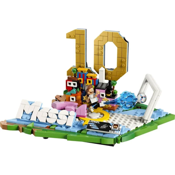 LEGO EDITIONS LIONEL MESSI MOMENTE IMPORTANTE DIN FOTBAL 43011 - imagine 11