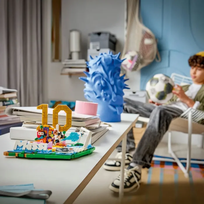 LEGO EDITIONS LIONEL MESSI MOMENTE IMPORTANTE DIN FOTBAL 43011 - imagine 12
