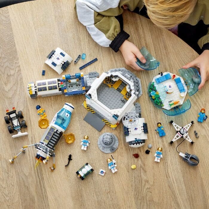 LEGO CITY BAZA DE CERCETARE SELENARA 60350 - imagine 3