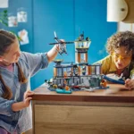 LEGO CITY INSULA INCHISOARE 60419 - imagine 8