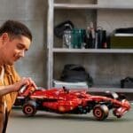 LEGO TECHNIC MASINA F1 FERRARI SF-24 42207 - imagine 3