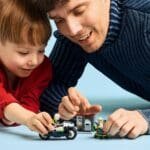 LEGO CITY URMARIRE CU MOTOCICLETA DE POLITIE 60455 - imagine 3