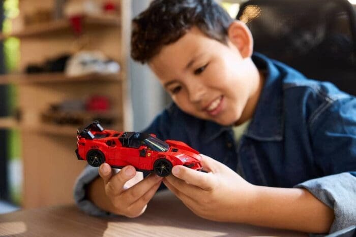LEGO SPEED CHAMPIONS MASINA SPORT FERRARI SF90 XX STRADALE 77254 - imagine 3