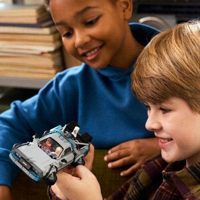 LEGO SPEED CHAMPIONS MASINA TIMPULUI DIN INAPOI IN VIITOR 77256 - imagine 3