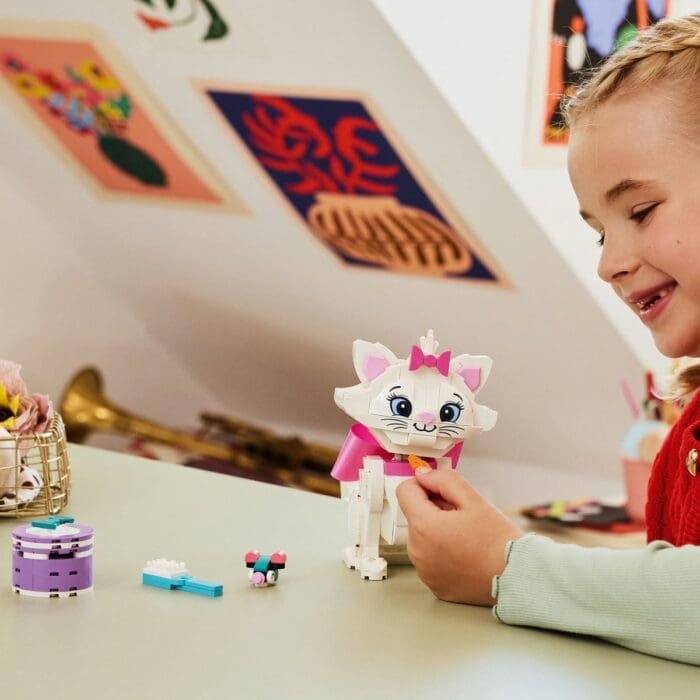 LEGO DISNEY THE ARISTOCATS ADORABILA MARIE DIN PISICILE ARISTOCRATE 43286 - imagine 4