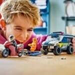 LEGO CITY DUBA PENTRU PRIZONIERI A POLITIEI 60479 - imagine 3