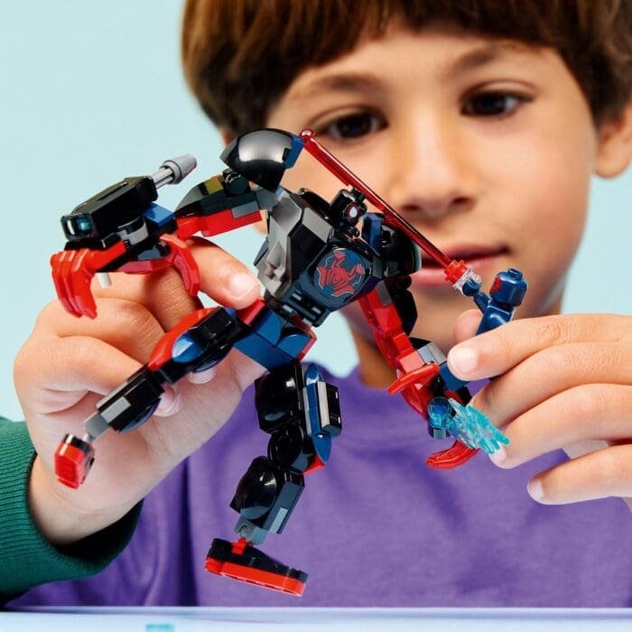 LEGO MARVEL ROBOTUL LUI MILES MORALES VS OMUL PAIANJEN 2099 76337 - imagine 3