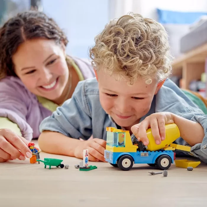 LEGO CITY AUTOBETONIERA 60325 - imagine 8