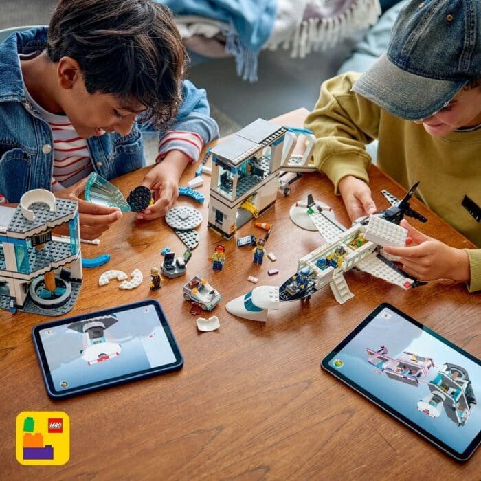 LEGO CITY AEROPORT CU AVION 60502 - imagine 5