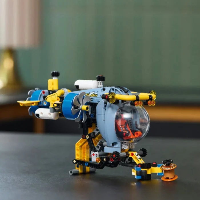 LEGO TECHNIC SUBMARIN DE CERCETARE 42201 - imagine 14