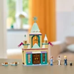 LEGO DISNEY CASTELUL ARENDELLE DIN REGATUL DE GHEATA 43265 - imagine 14