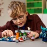 LEGO MINECRAFT INTALNIREA CU TEMNICERUL 21274 - imagine 6