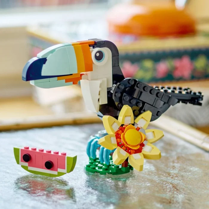 LEGO CREATOR ANIMALE SALBATICE TUCAN TROPICAL 31173 - imagine 15