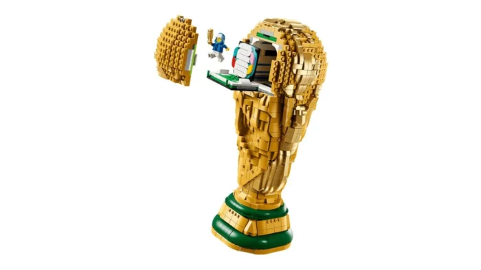 LEGO EDITIONS TROFEUL OFICIAL AL CUPEI MONDIALE FIFA 43020 - imagine 15
