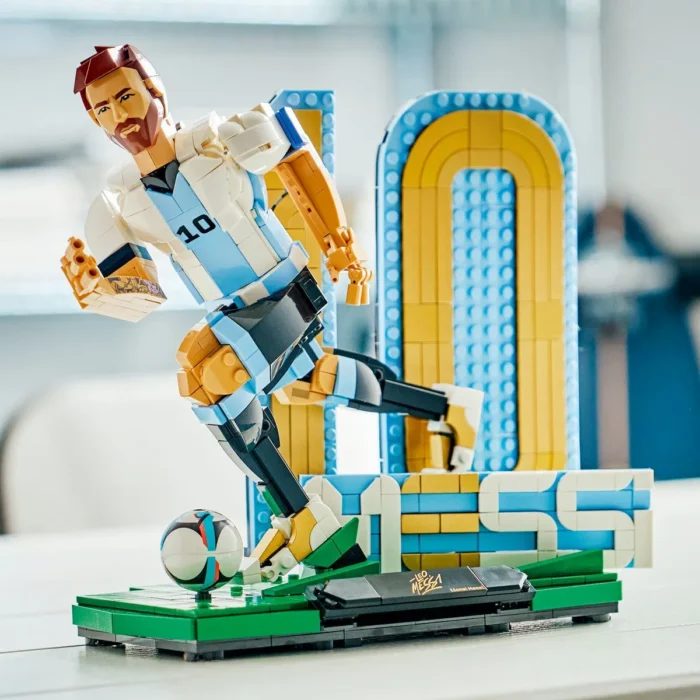 LEGO EDITIONS LIONEL MESSI LEGENDA A FOTBALULUI 43015 - imagine 16